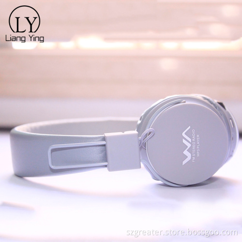Fashion Style Headset Built in MP3 Player with Wireless Bluetooth SD Card